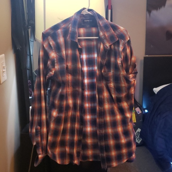 Mens Buttom up Long Sleeve Flannel - Picture 1 of 2